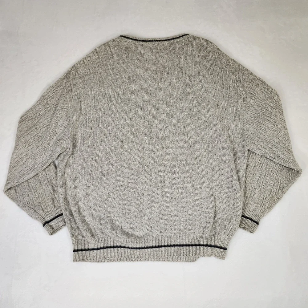 Trader Bay Mens 2XL V-Neck Golf Sweater Oatmeal Tan Knit Embroidered Made in USA